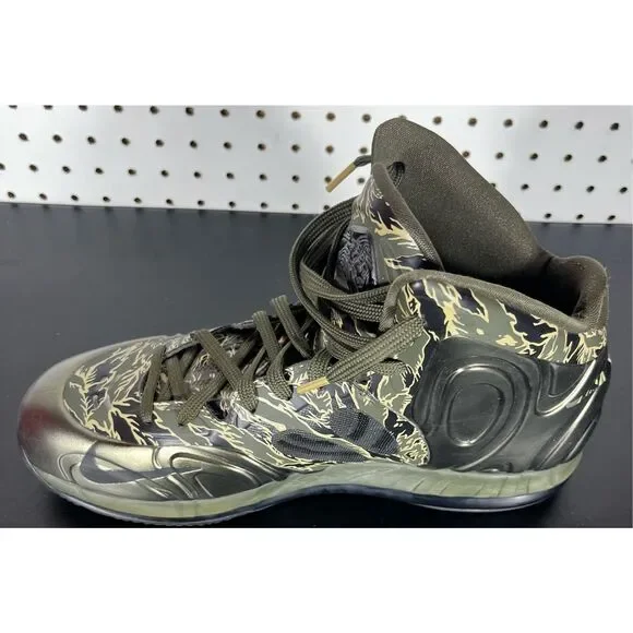 Nike Hyperposite Tiger Camo sneakers size 11